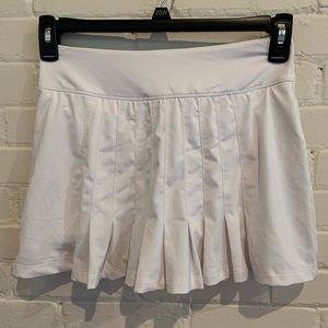 Women’s Small Fila white tennis skirt like new